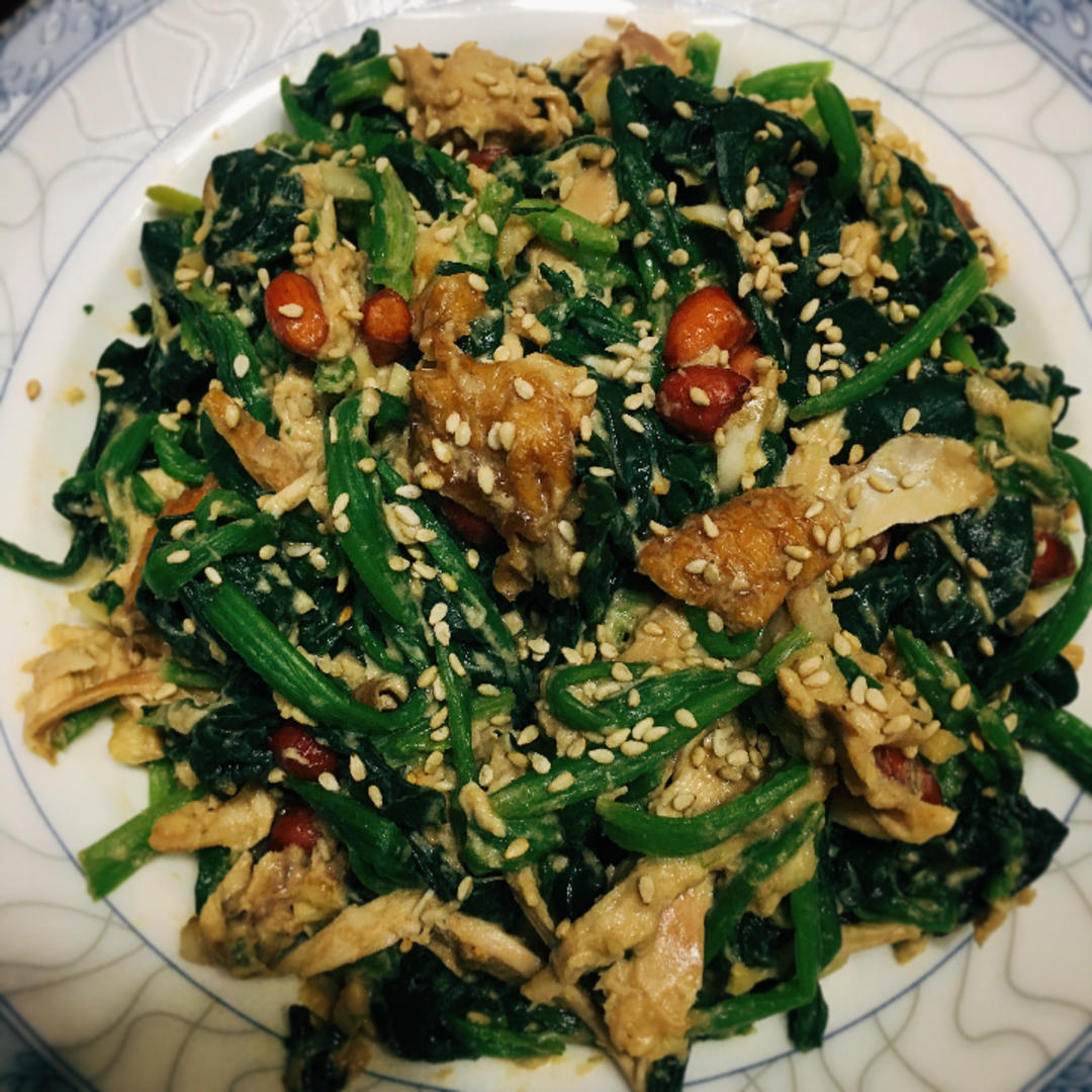 凉拌菠菜鸡丝 即爽口又下饭哦