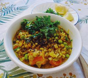印度Kichadi 小扁豆蔬菜烩的做法 步骤2