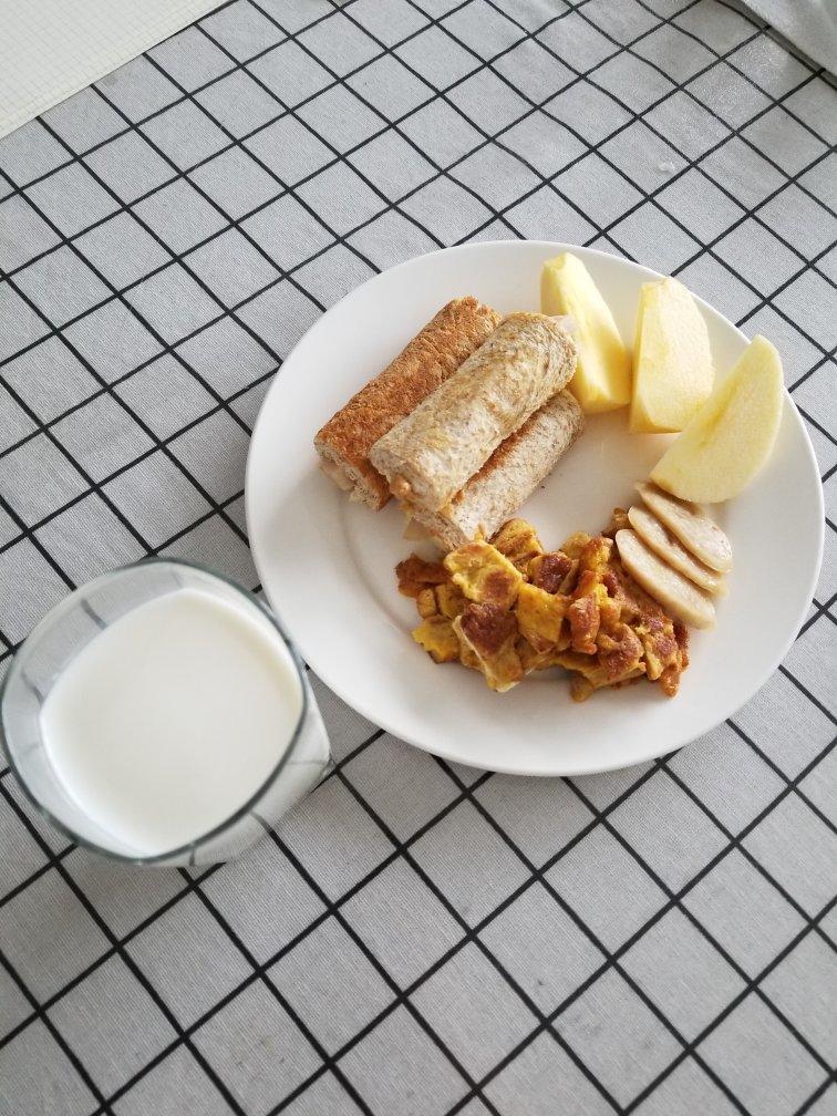 芝士爆浆培根吐司卷