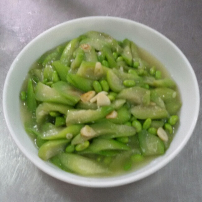 清炒丝瓜毛豆