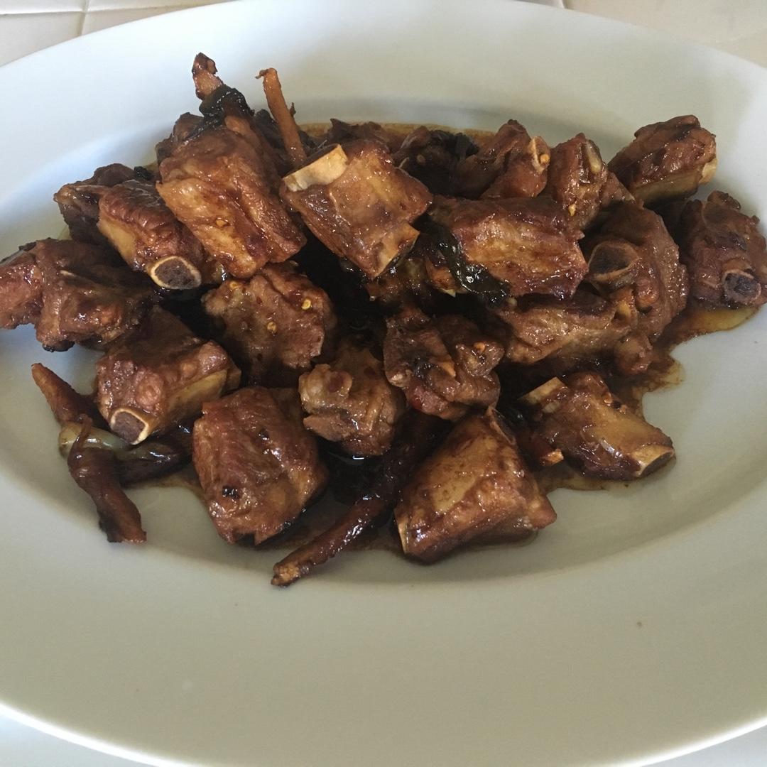 红烧排骨