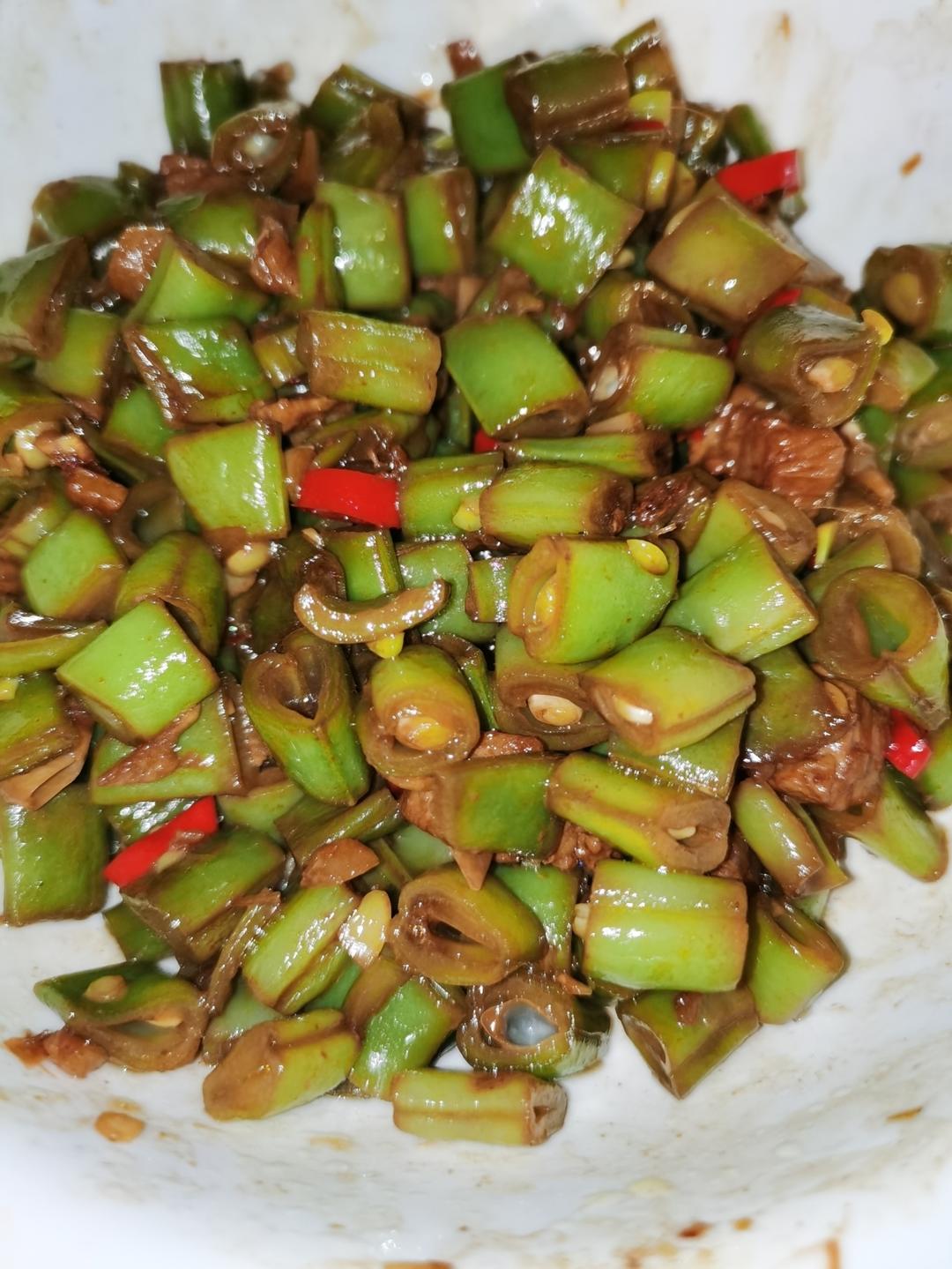 快手下饭菜 香辣四季豆炒肉丁-苍蝇头