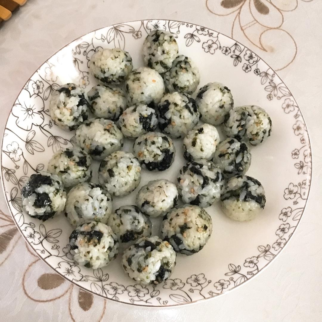 宝宝饭团