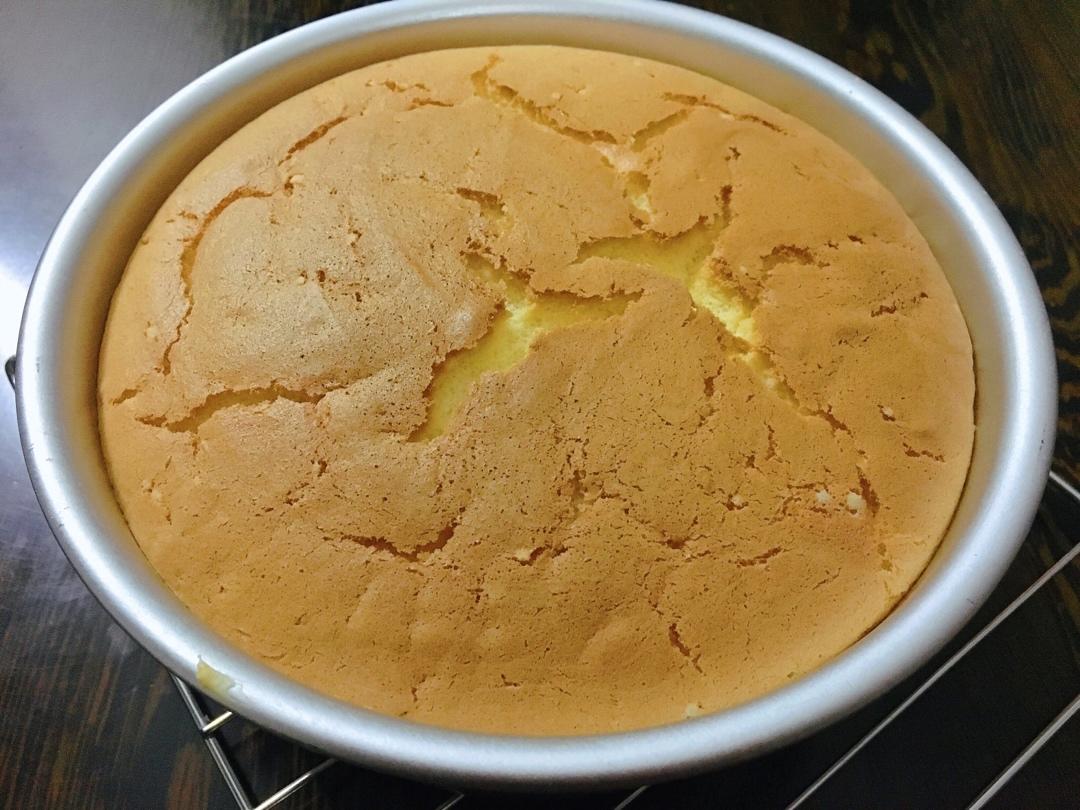 气疯人的超松软戚风蛋糕