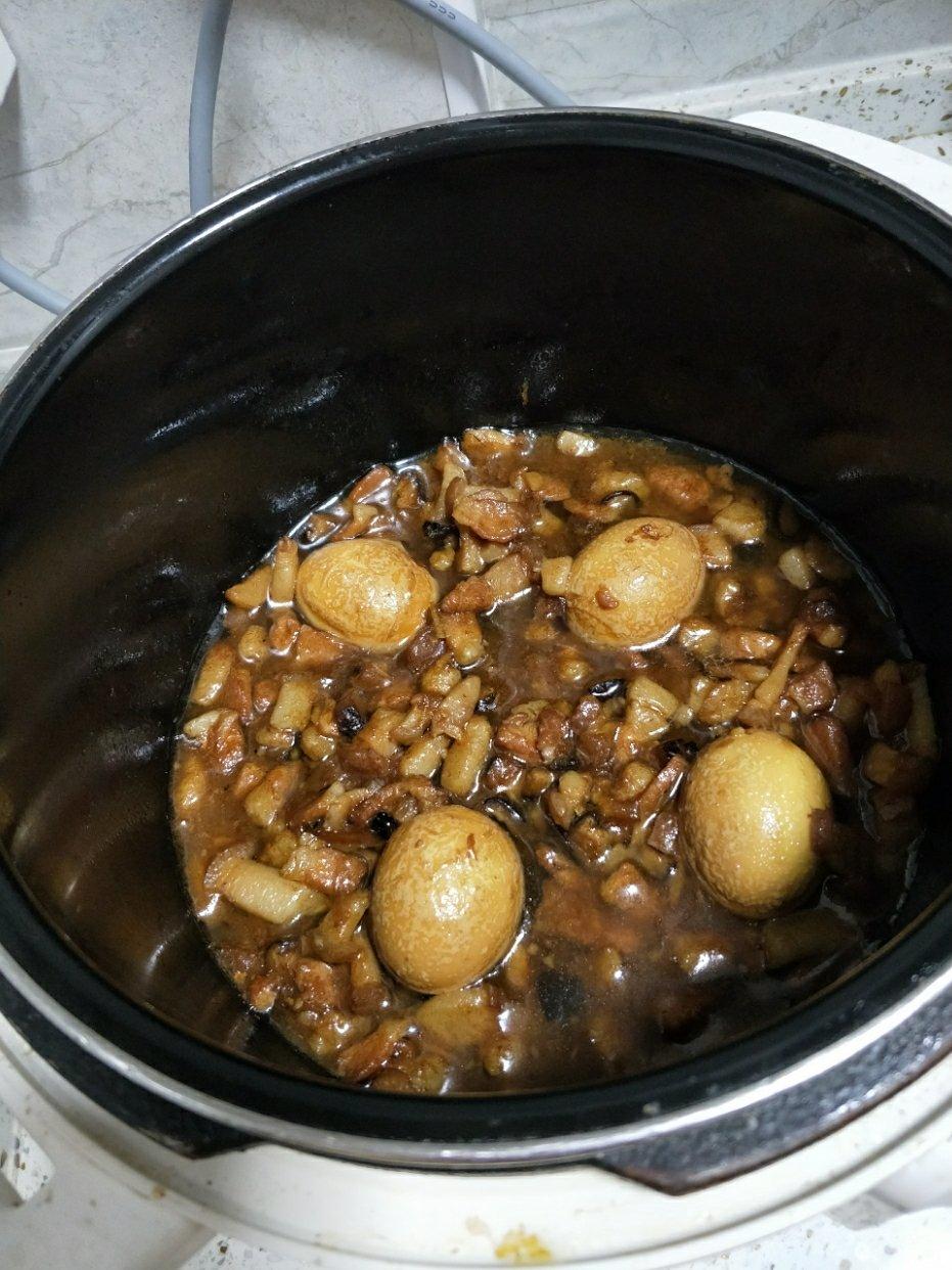 电饭锅卤肉饭
