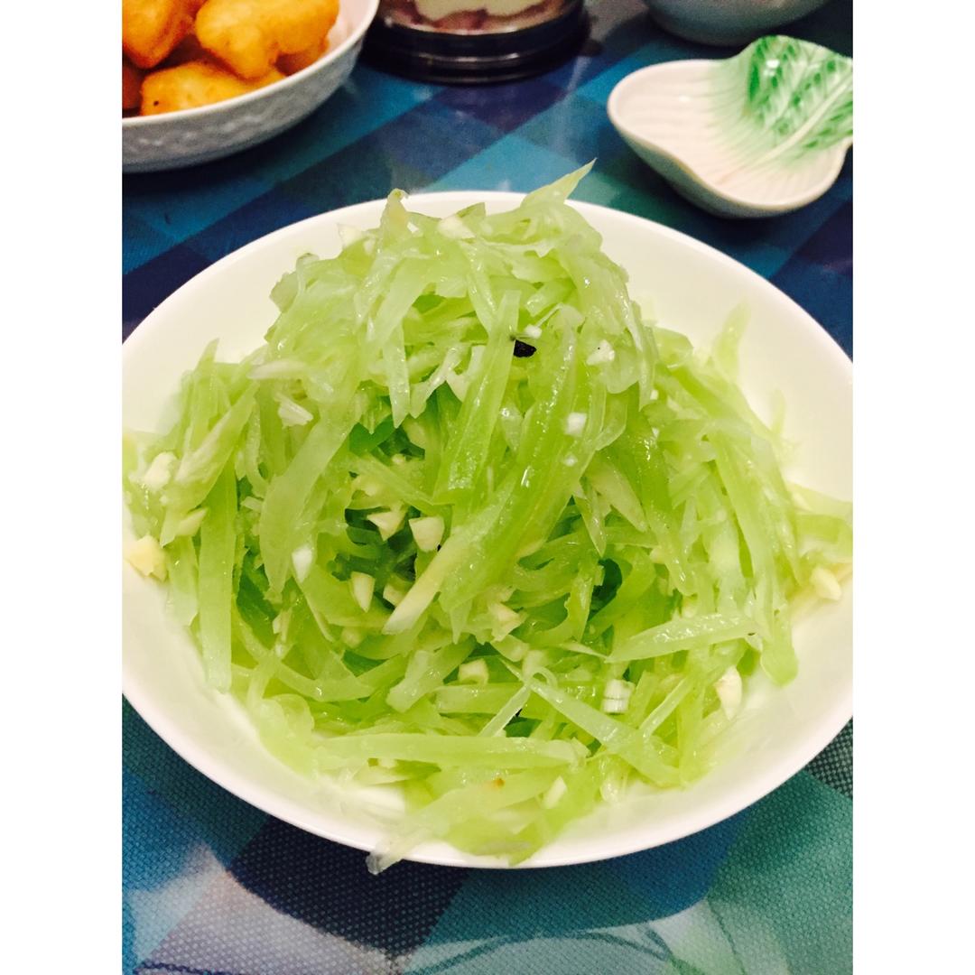 清炒莴笋丝