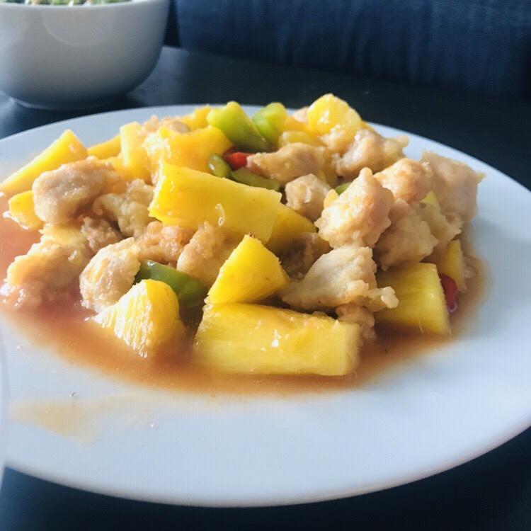菠萝咕噜肉