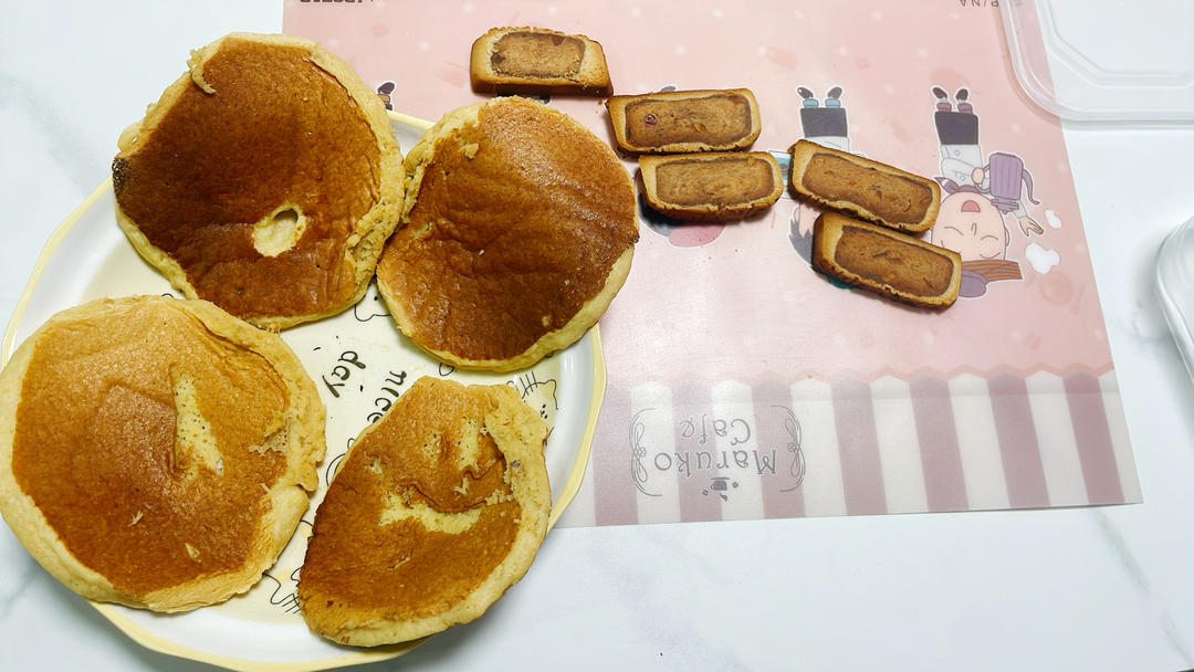 宝宝辅食：苹果奶香松饼