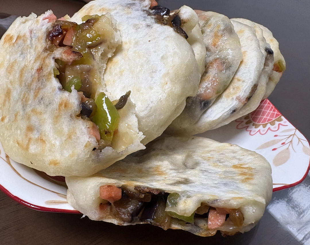 青椒茄子馅饼