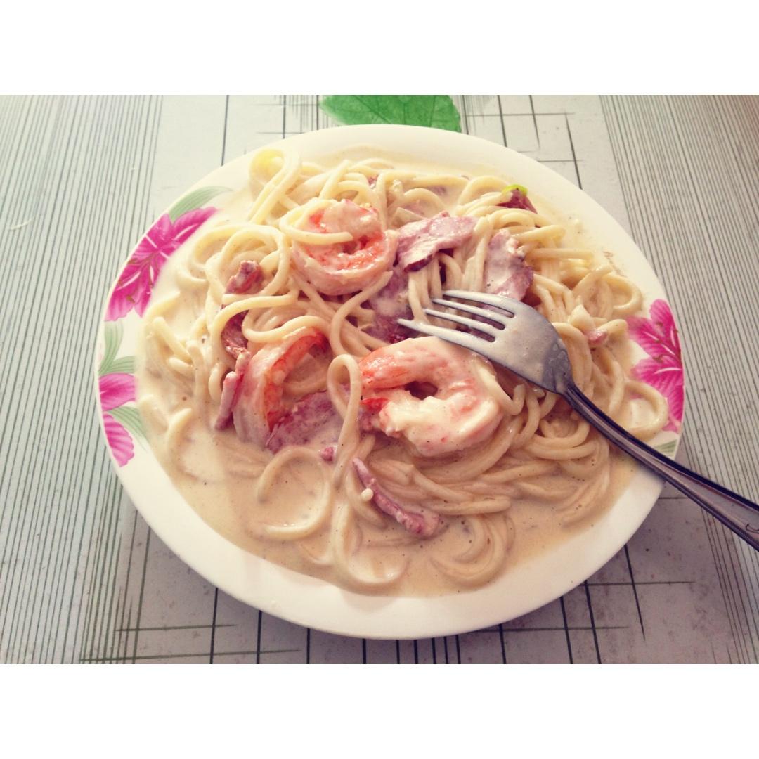奶油培根意大利面（spaghetti）