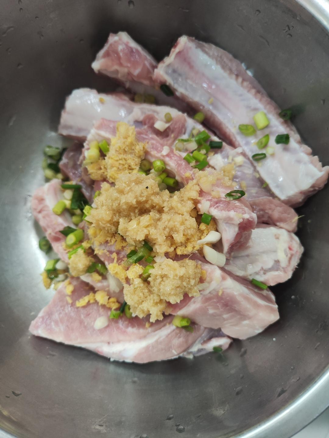蒜香排骨的做法