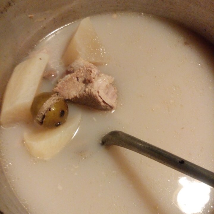 青榄萝卜煲骨头