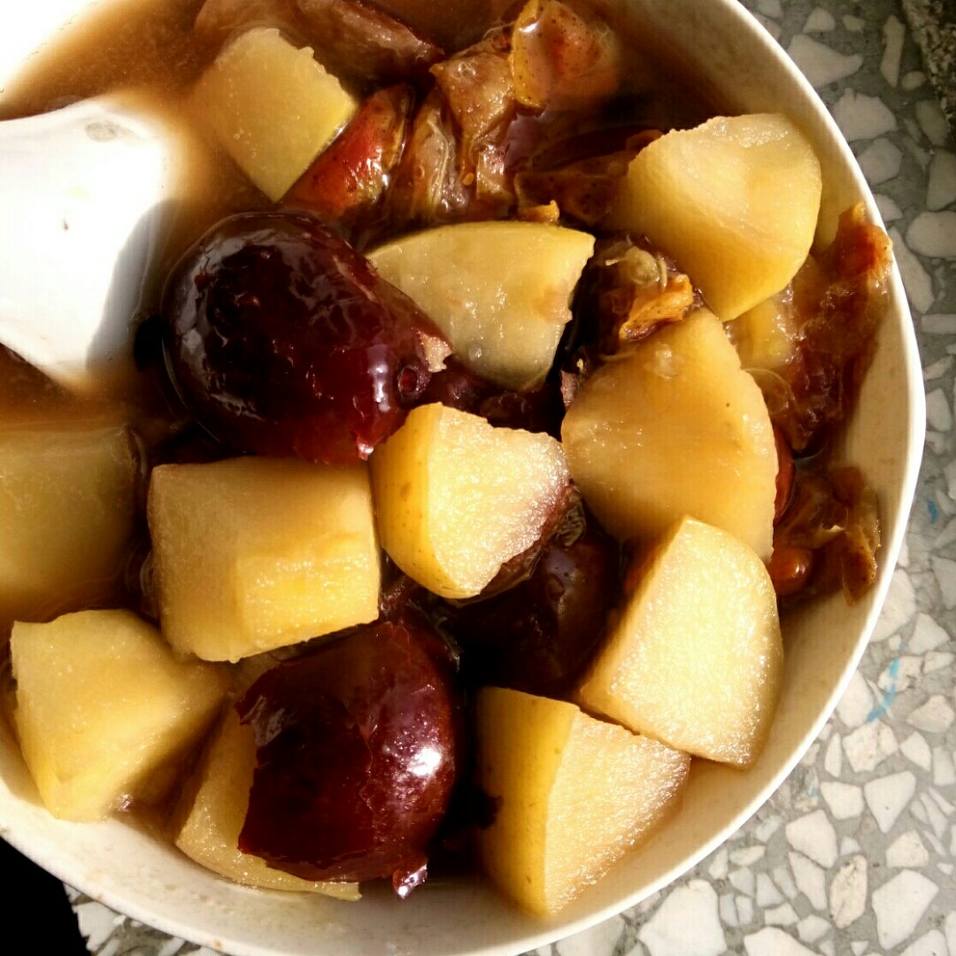 山楂大枣苹果汤