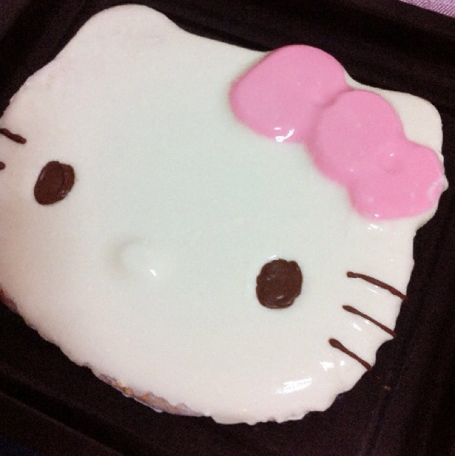 hello kitty 立体主题蛋糕——酸奶奶酪蛋糕