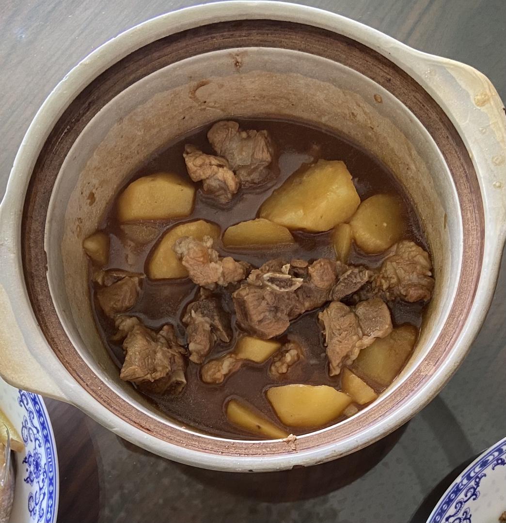 红烧土豆排骨