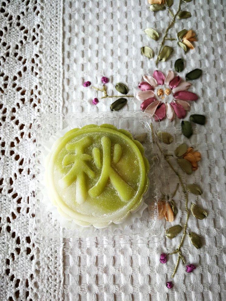 广式莲蓉蛋黄月饼