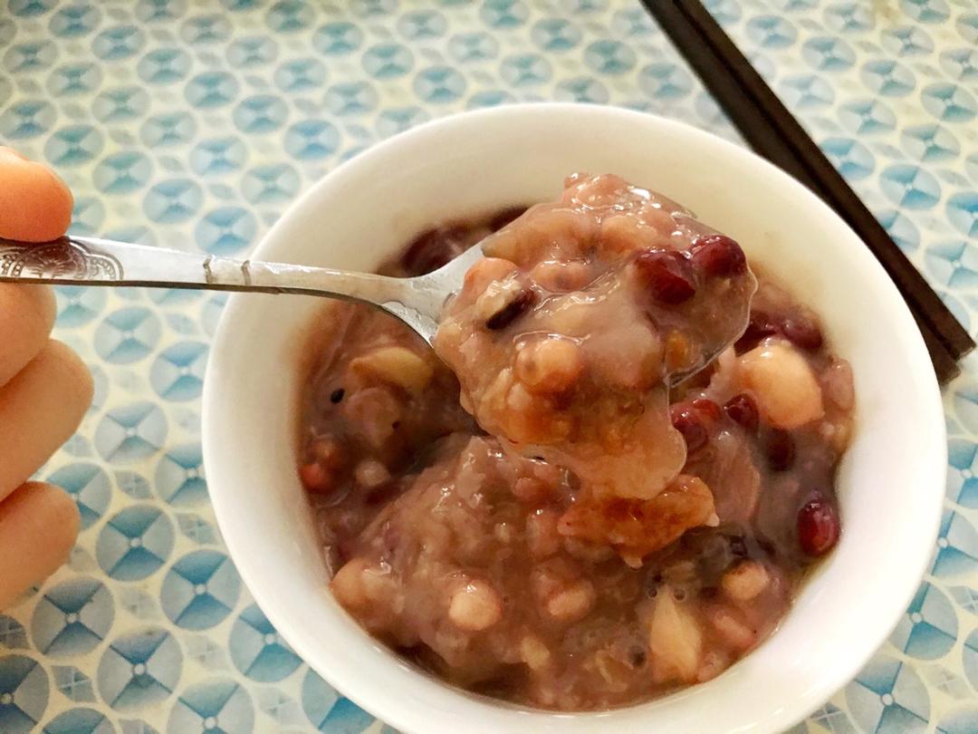 99%像的娃哈哈桂圆莲子八宝粥