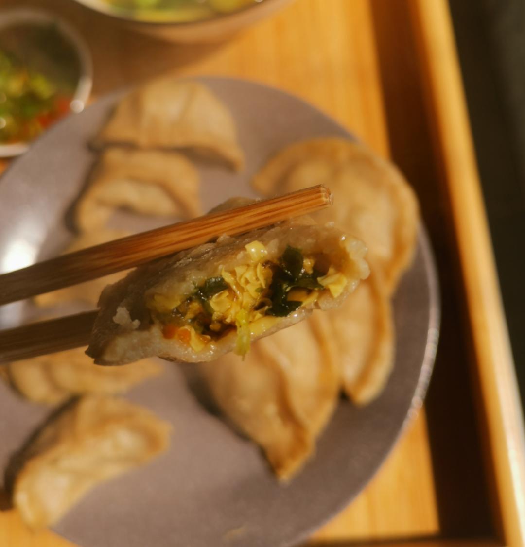低脂纯素—莜面杂蔬饺子的做法
