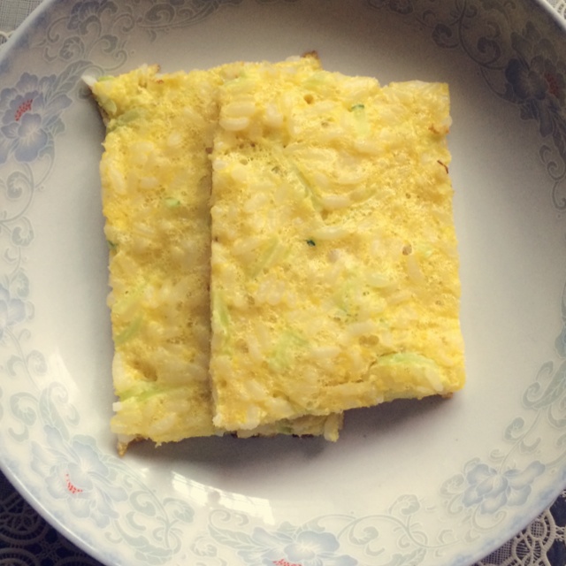 鸡蛋米饭饼——上班族快手早餐