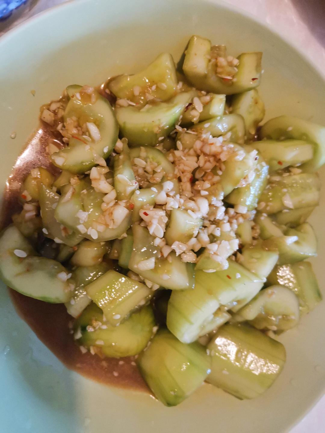 3分钟一道冷菜——拍黄瓜