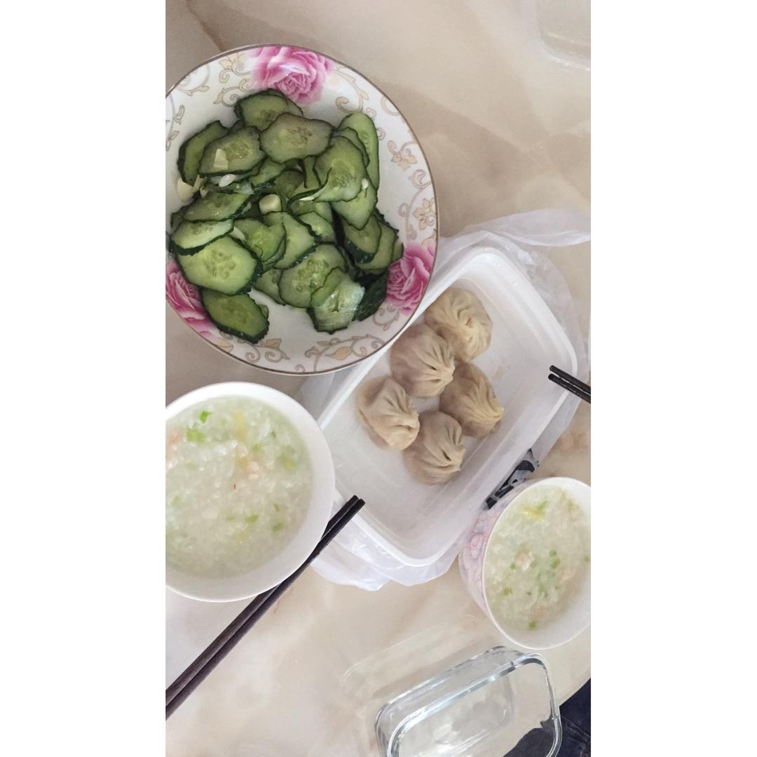 鲜虾香芹粥