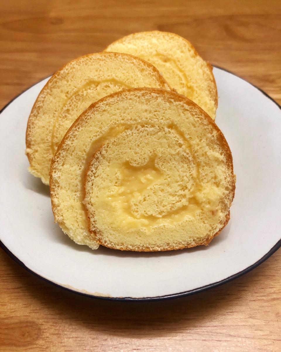 材料最简单的【低卡蛋糕卷】卡仕达戚风卷