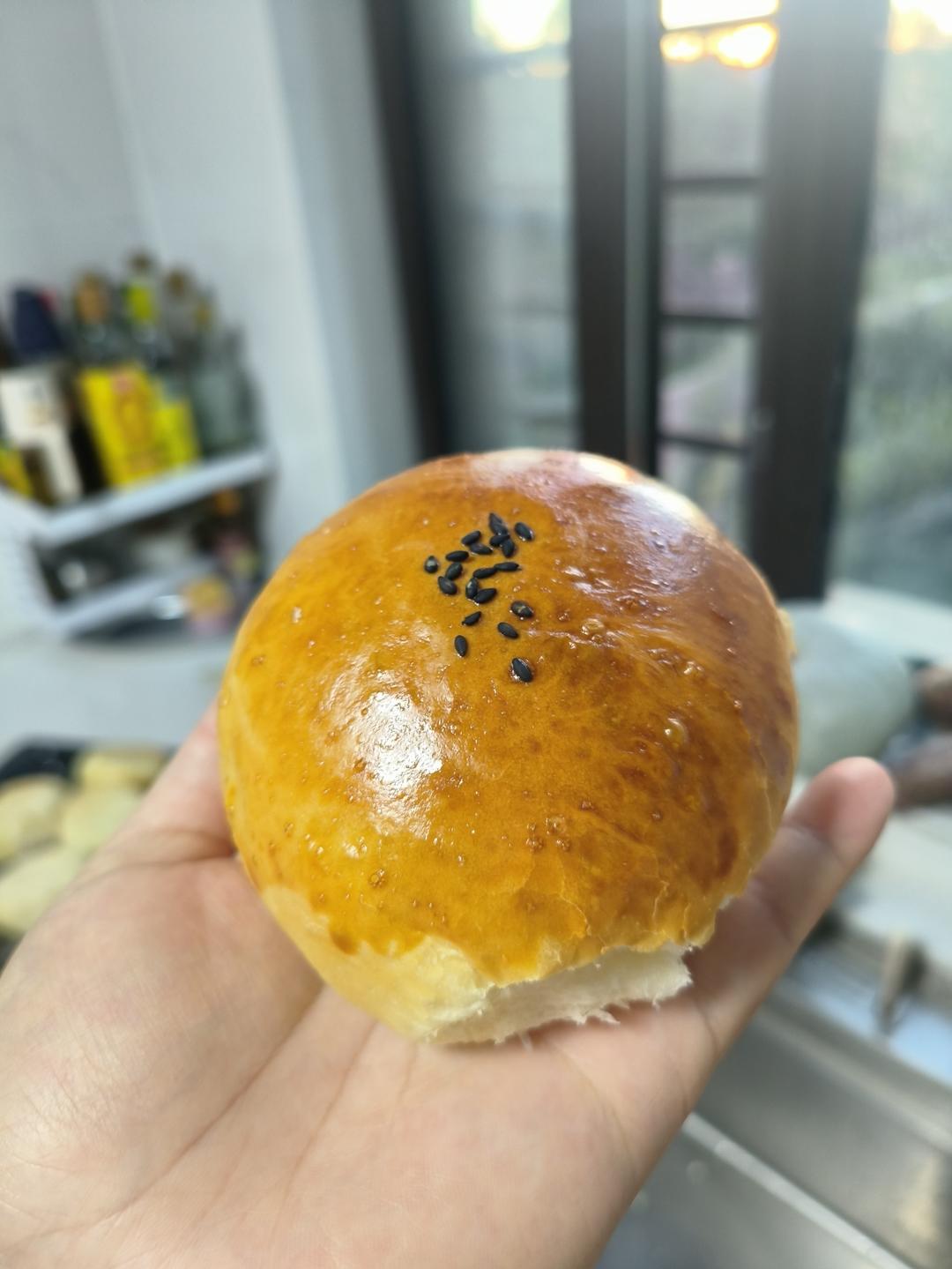 超软牛奶餐包，此配方超软不甜易出膜，放一礼拜不变硬