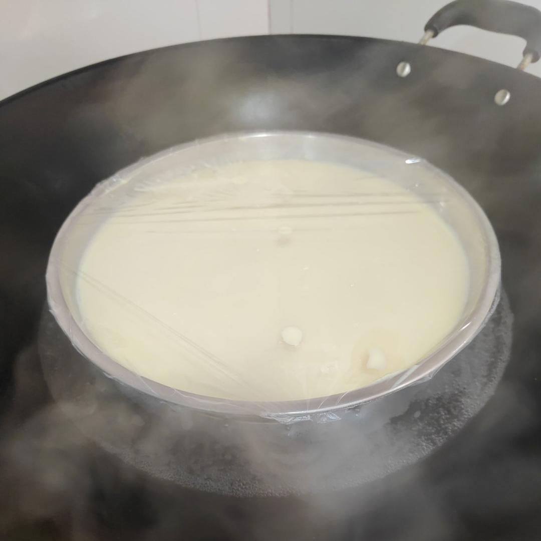 甜品：牛奶鸡蛋羹的做法 步骤4