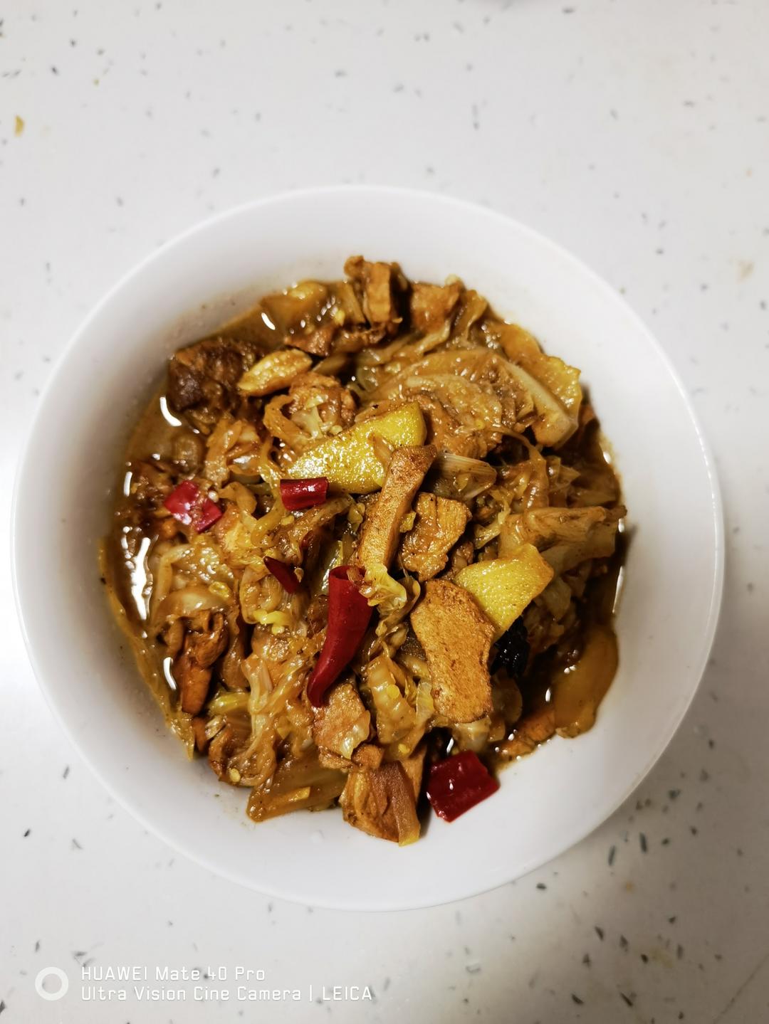 五花肉炖酸菜【最爱妈妈菜】