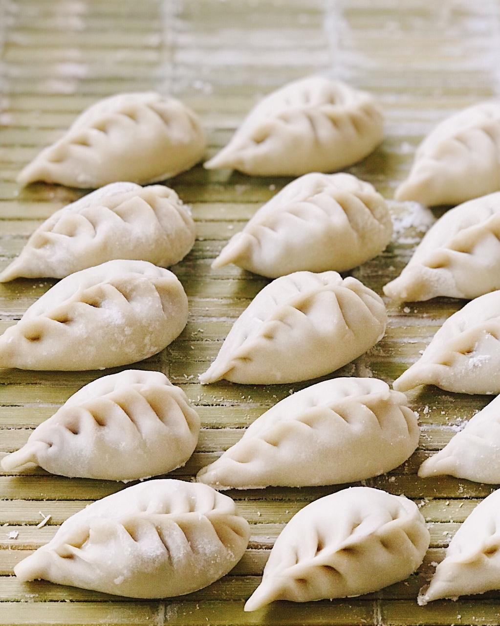 饺子 【西安小吃系列】 11:回民街牛肉韭黄酸汤水饺 胖团儿_做的