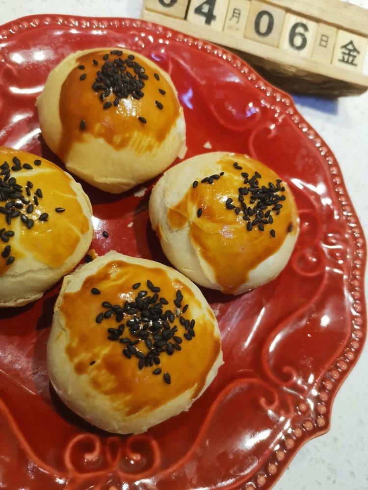 蛋黄酥