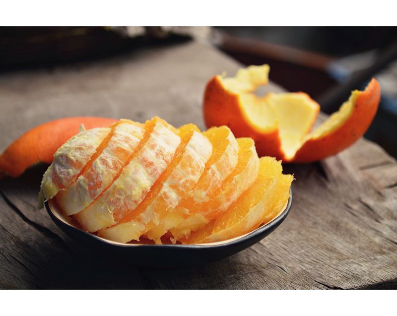 不伤手安全系数极高小孩子都可放心用的勺子1分钟剥脐橙法