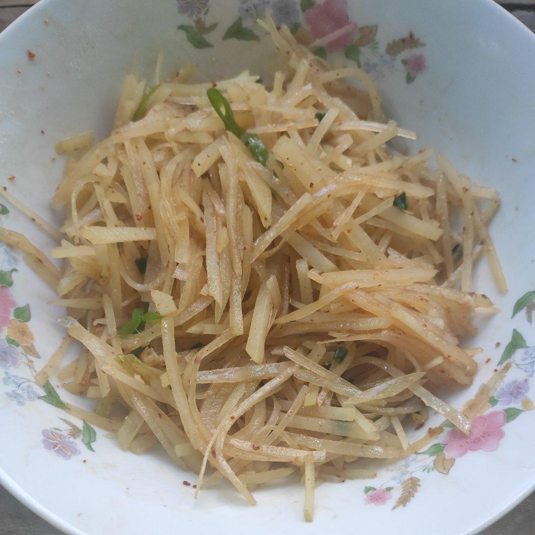 土豆丝这样做好吃到舔盘爽口零失败