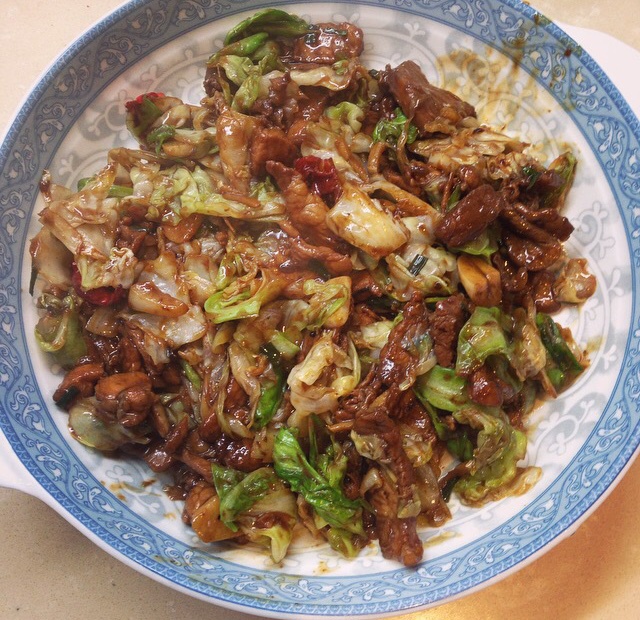 阿婆手撕包菜