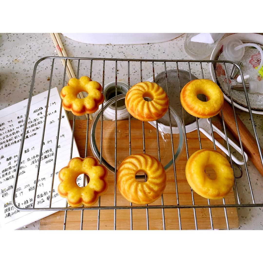 蛋糕甜甜圈