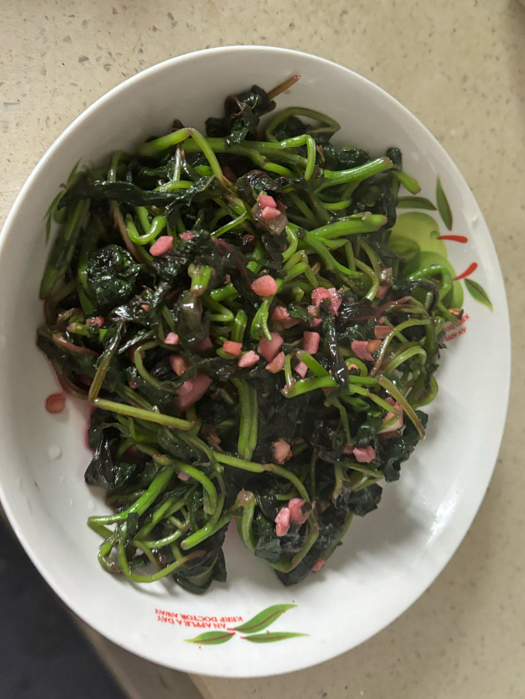 蒜茸炒红苋菜
