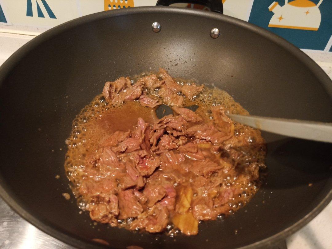 小炒牛肉