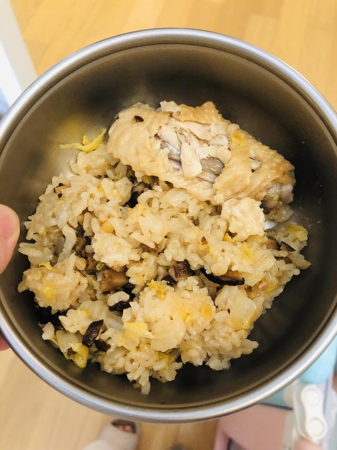 辅食：香菇娃娃菜鸡翅焖饭的做法