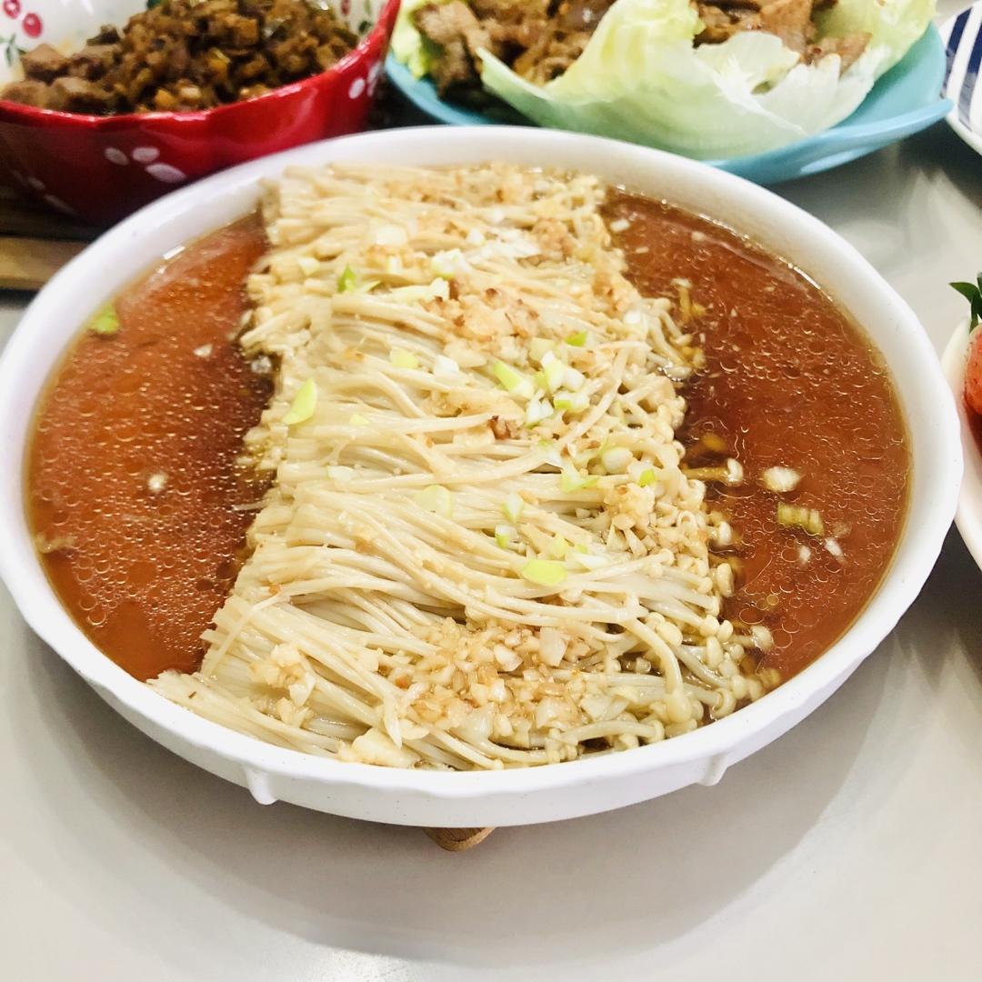 蒜蓉蒸金针菇