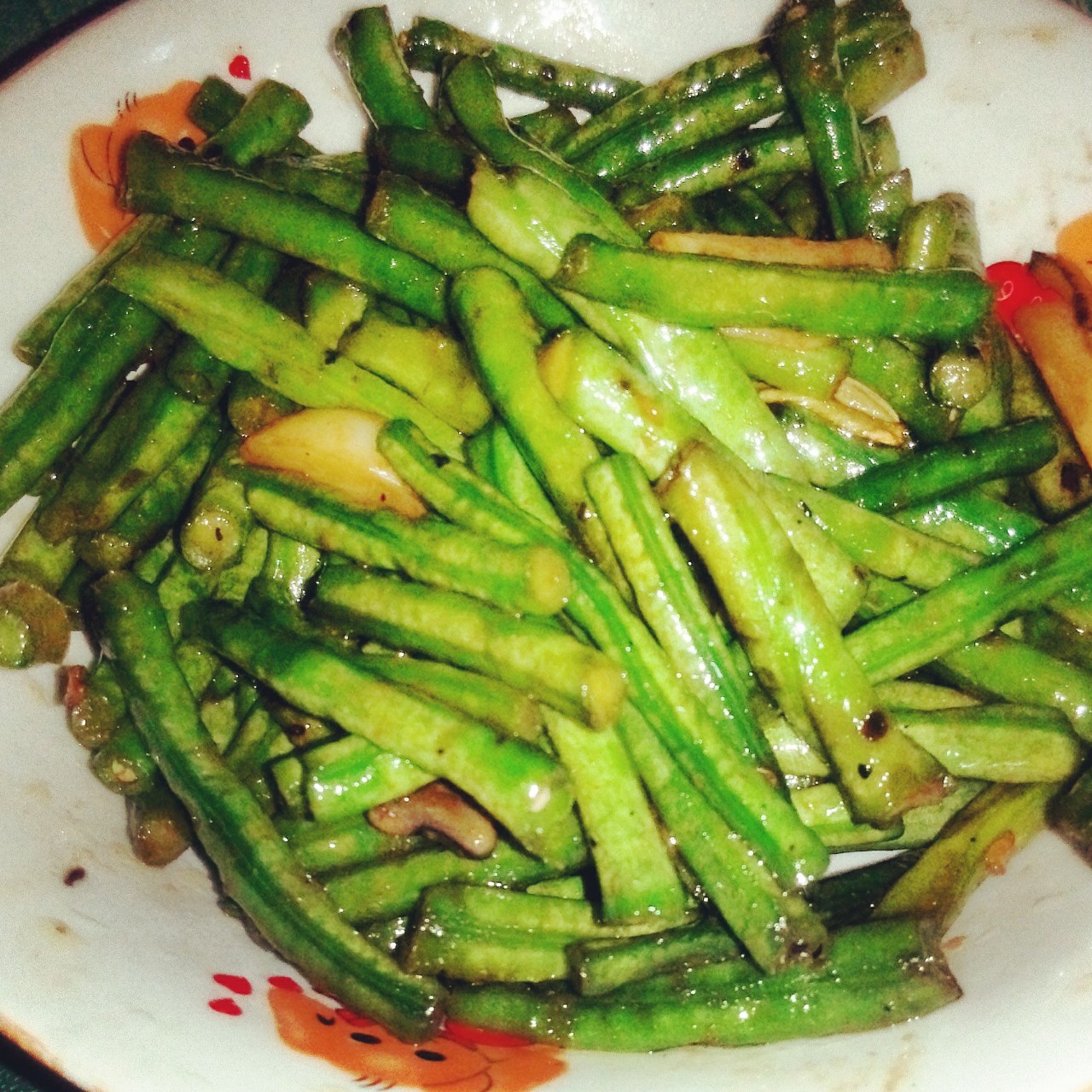 蒜炒豇豆（长豆角）