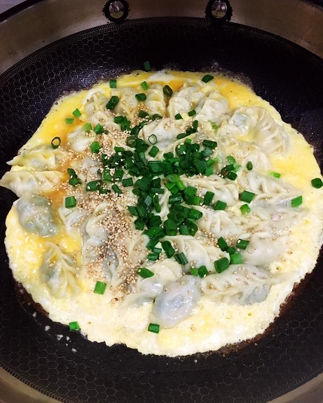 懒人快手抱蛋煎饺