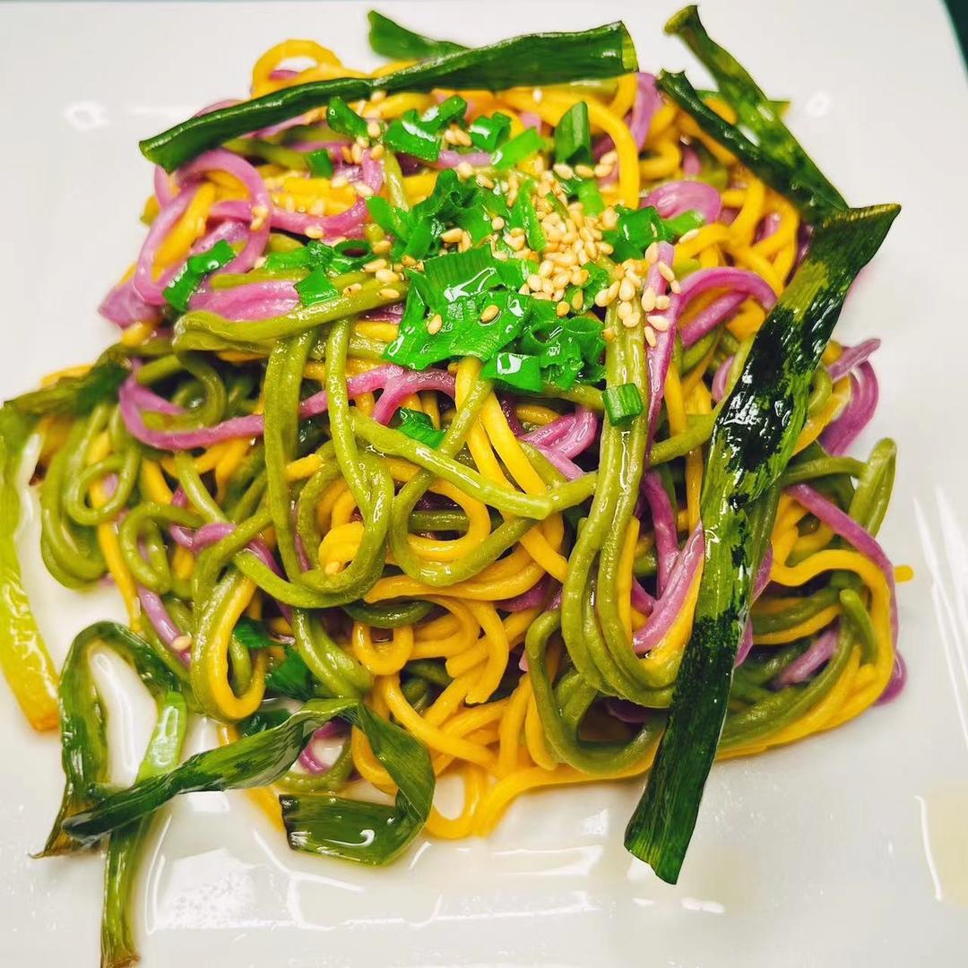 老上海本帮开洋葱油拌面｜太太乐鲜鸡汁食谱