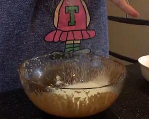巧克力燕窝熔浆蛋糕的做法 步骤4