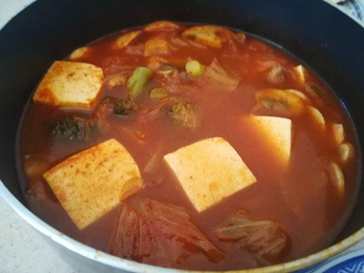 辣白菜豆腐汤