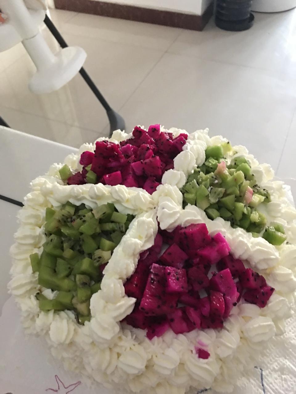 8寸水果生日蛋糕