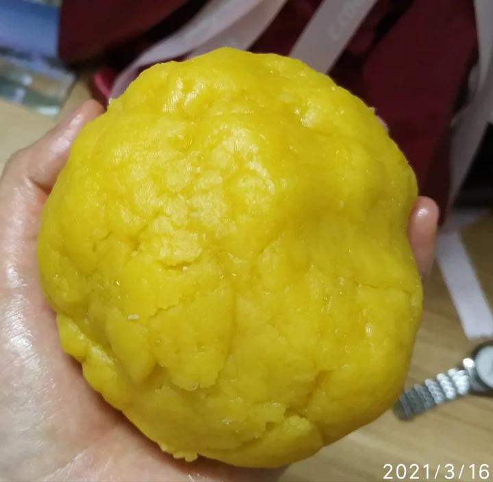 轻轻一按就碎掉的原味桃酥（不输猪油版）