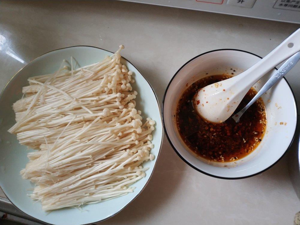 微波炉烤金针菇