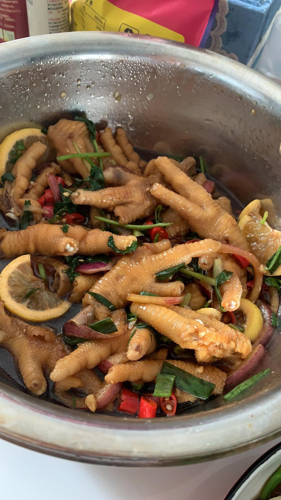 凉拌泰式柠檬鸡爪