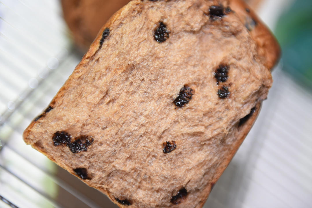 巨~巨好吃的巧克力奶油吐司