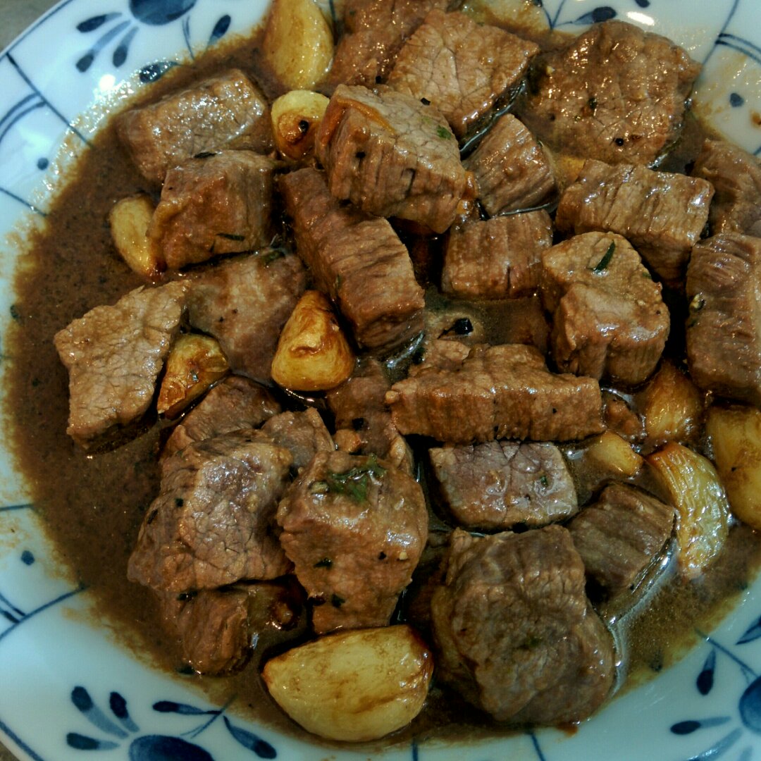 黑蒜子牛肉粒
